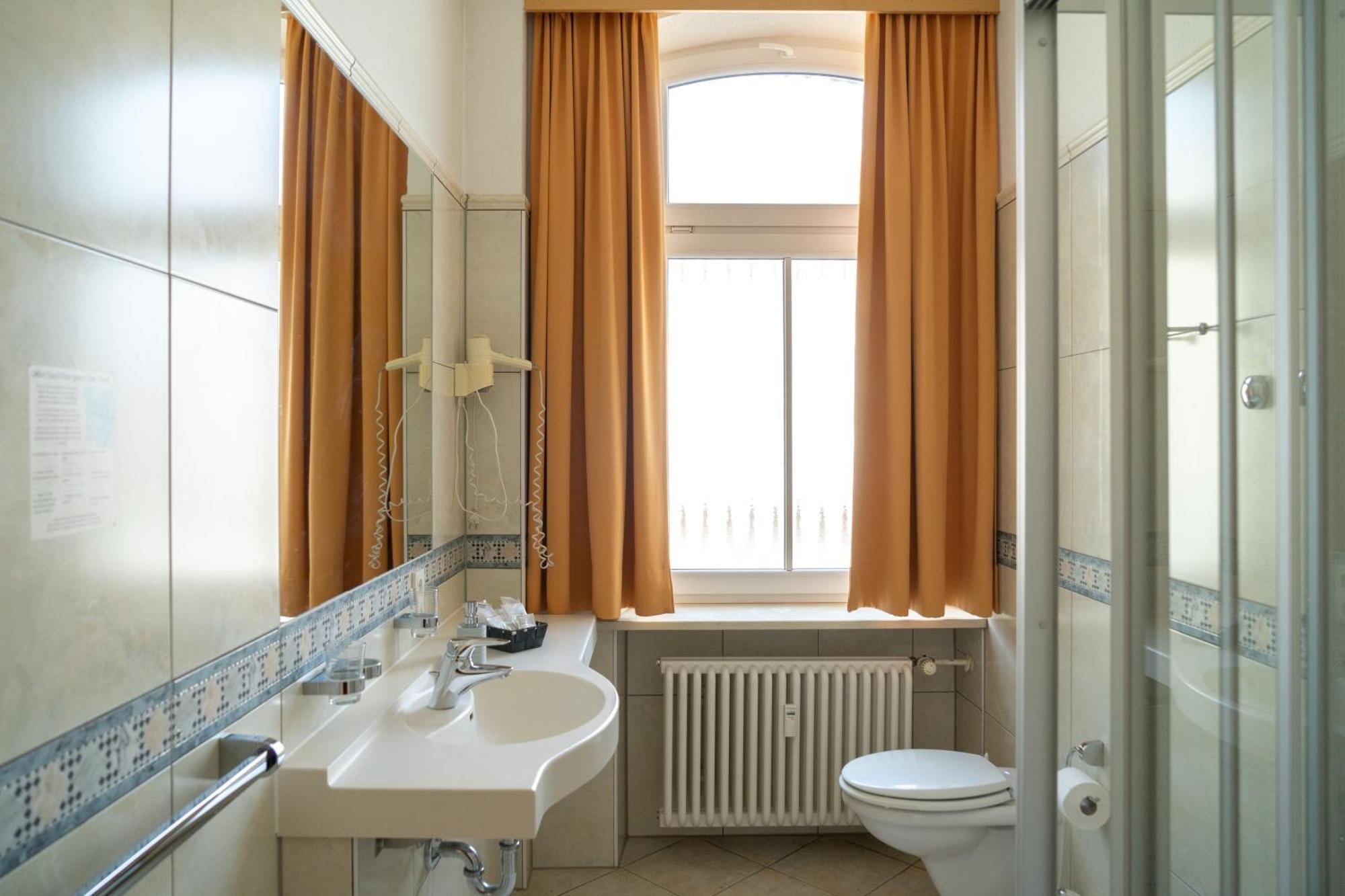 Bischofshof Braustuben Hotel Regensburg Luaran gambar