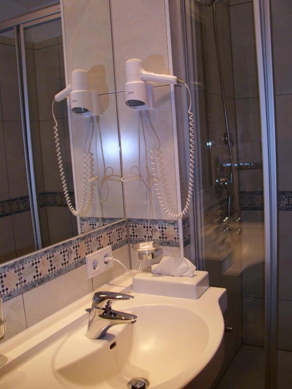 Bischofshof Braustuben Hotel Regensburg Bilik gambar